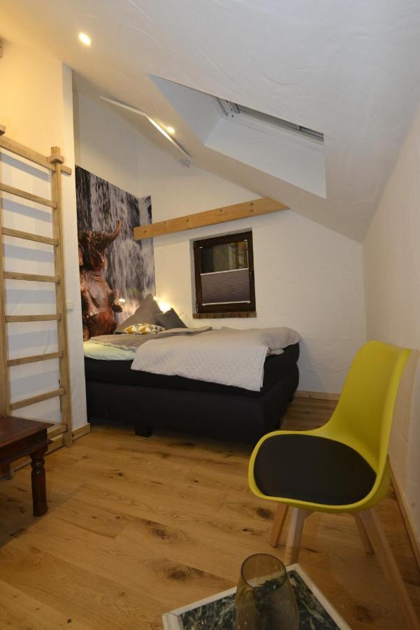 Eifel Kate, Relaxen Mit Sauna Und Whirlpool 크로넨버그 외부 사진